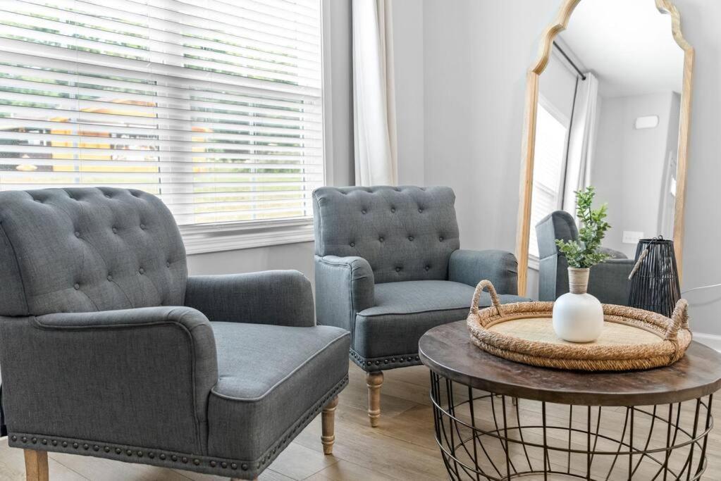One-Of-A-Kind Smart, Cookie Themed Home For Up To 6 Кларксвилл Экстерьер фото