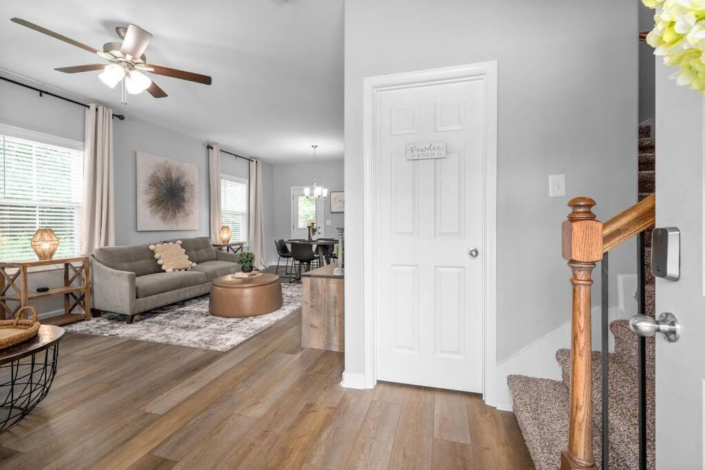 One-Of-A-Kind Smart, Cookie Themed Home For Up To 6 Кларксвилл Экстерьер фото